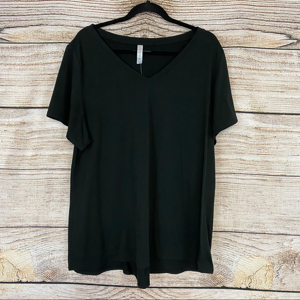 LuLaRoe Black Classic Tee